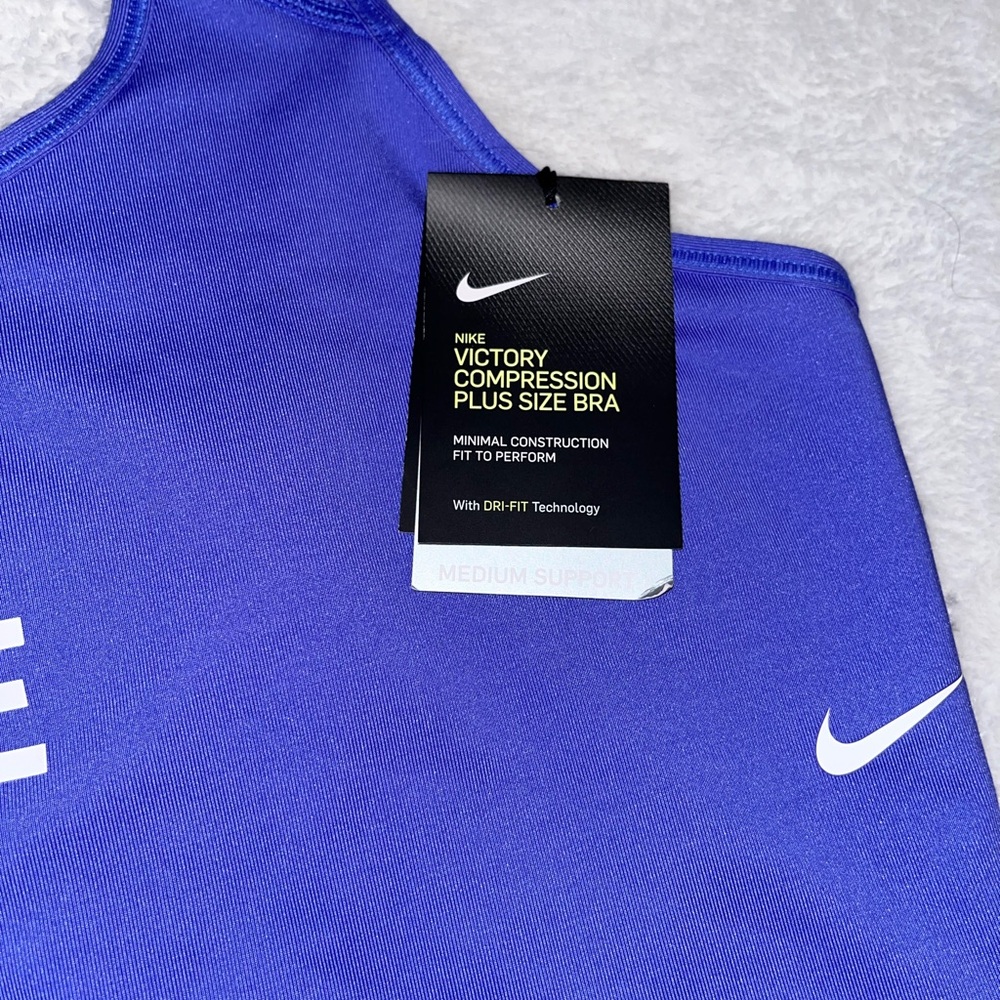 Nike Victory Compression Plus Size Sports Bra NWT! - Picture 2 of 8